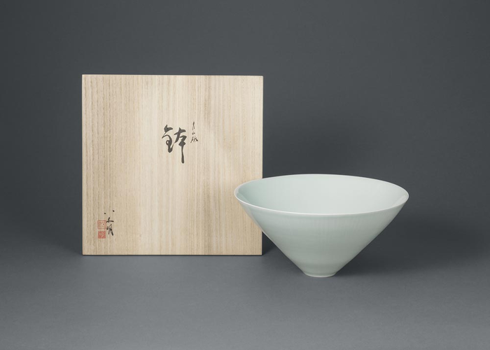 Bluish white porcelain bowl