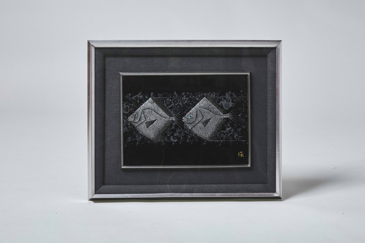 Laqcuer painting 'two fish' 