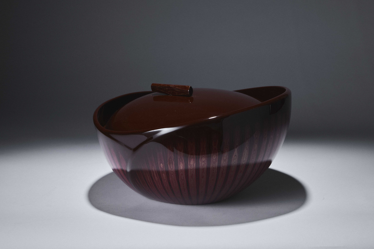 Dry Lacquered lidded container in kinma filled-in Lacquer 