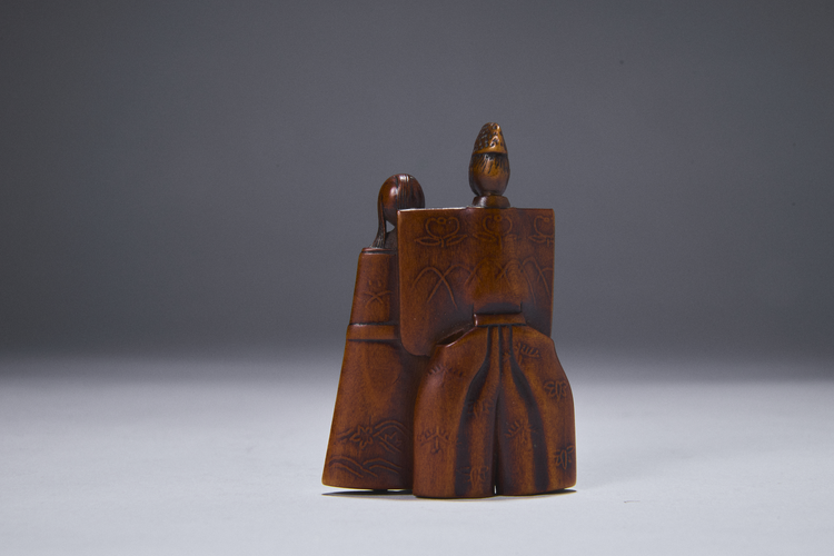 Boxwood Netsuke of a pair of Tatebina dolls