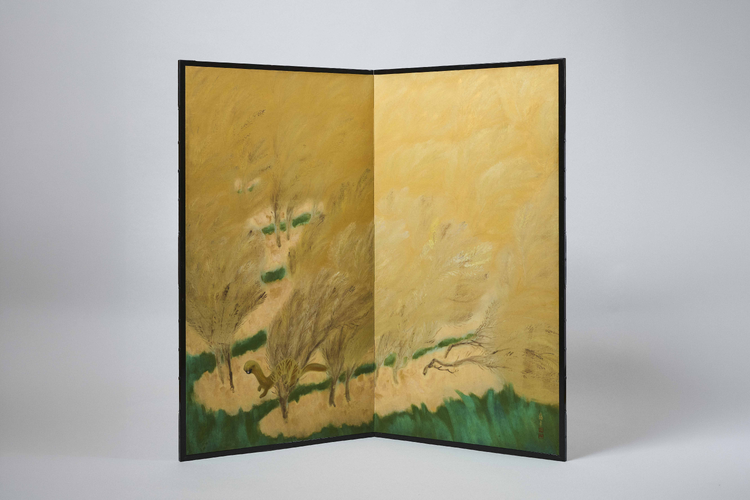 Two fold screen with weezel