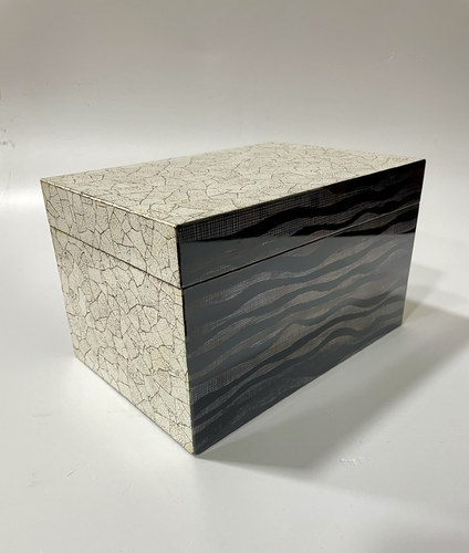 Lacquer and Eggshell Chabako (Tea Utensil Box) 