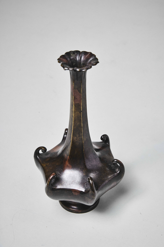 Hexagonal Bronze Flower Vase with Scrolled Corners