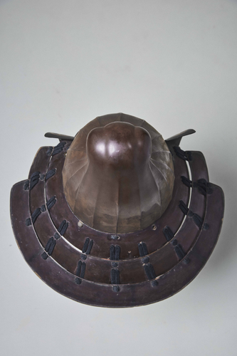 Wave Form Kawari Kabuto with Mitsuuroko Crest