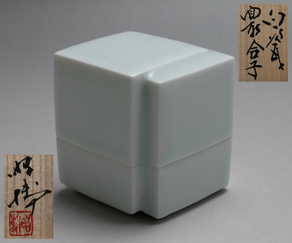 Faceted White Porcelain (Hakuji) Box by MAETA Akihiro (b. 1954)