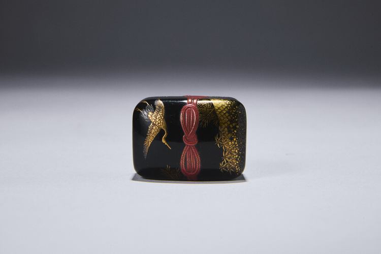 Hako Netsuke 'Crane over Pines'